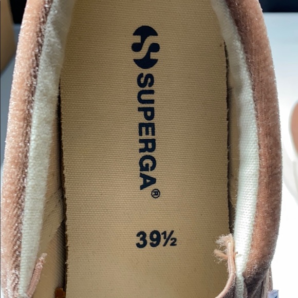 Shoes - Picture 5 of 7